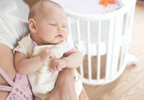 [Translate to spanish argentine:] breastfeeding mother